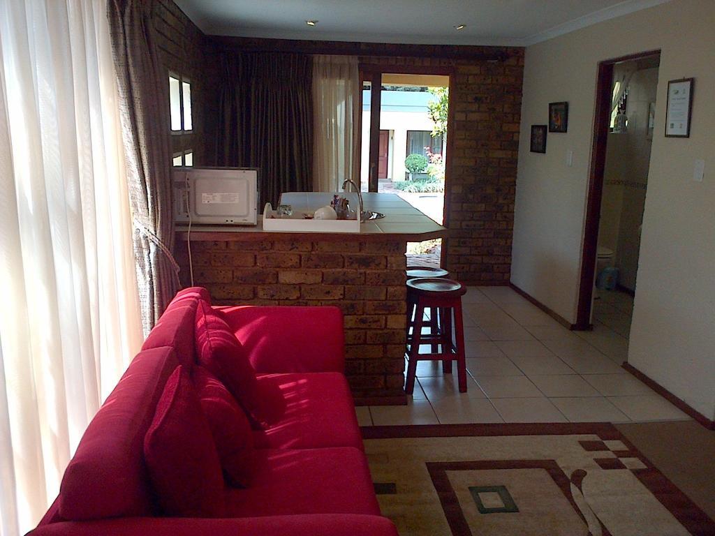 Jubilee Lodge Guest House Johannesburg Oda fotoğraf