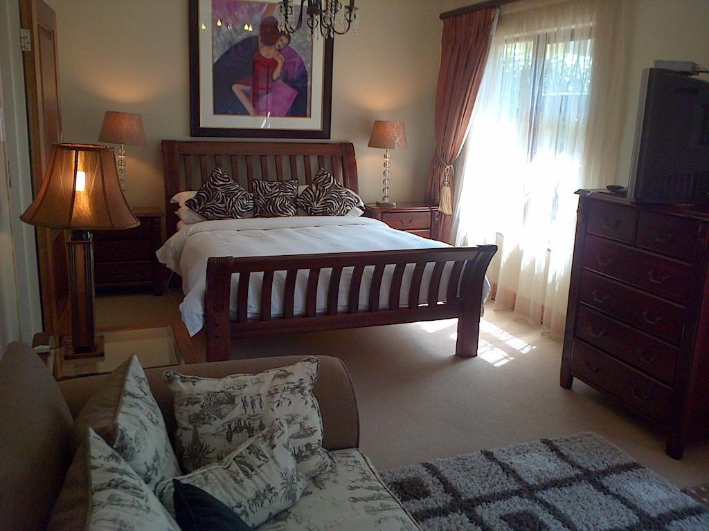 Jubilee Lodge Guest House Johannesburg Oda fotoğraf