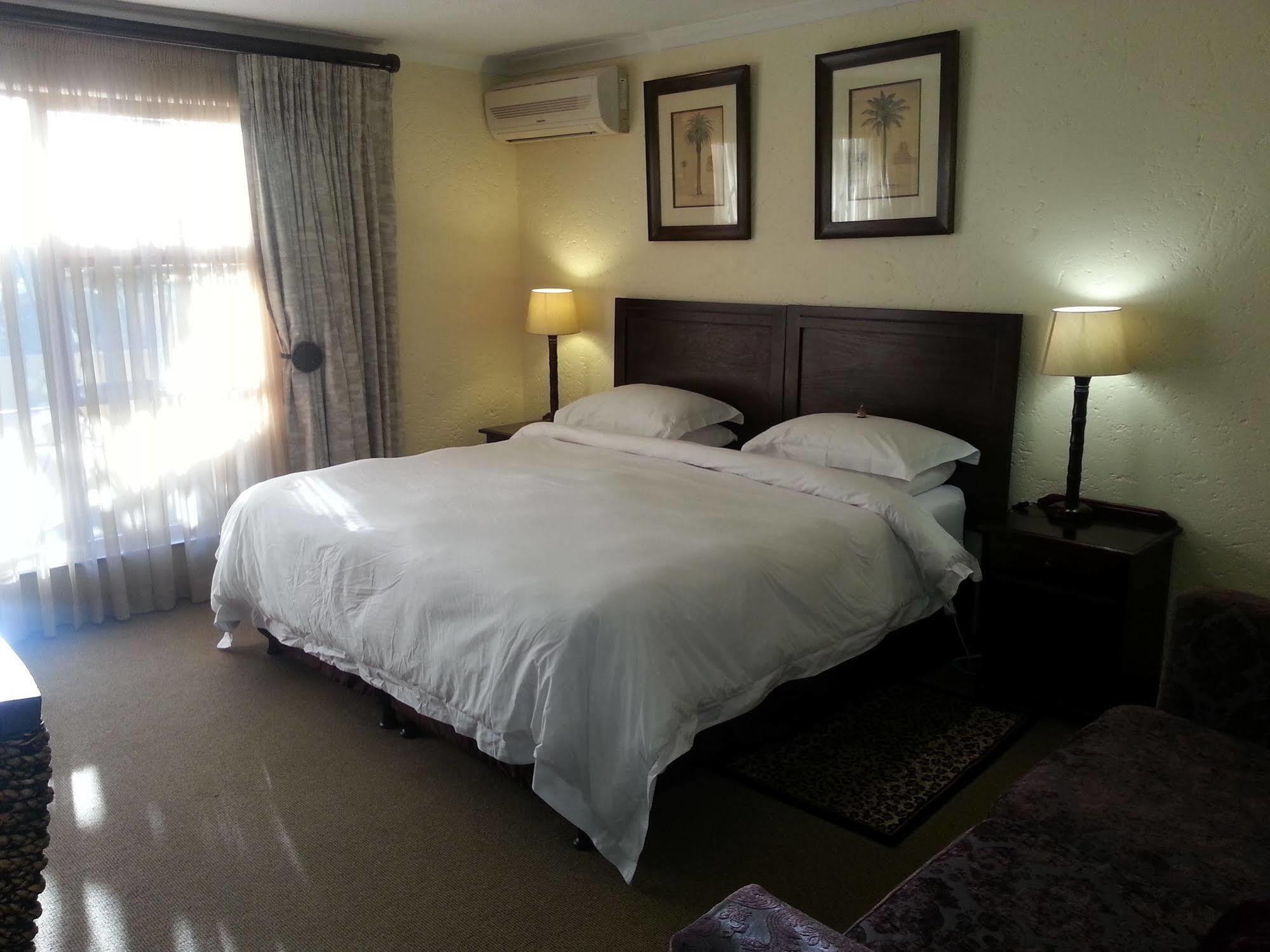 Jubilee Lodge Guest House Johannesburg Dış mekan fotoğraf