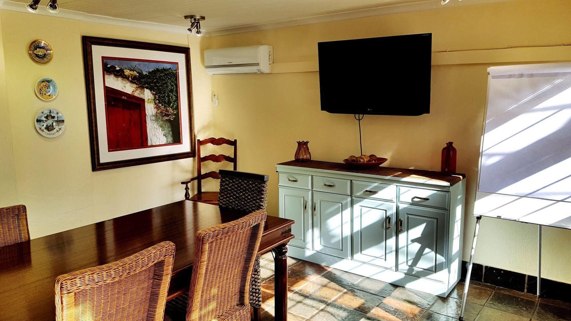 Jubilee Lodge Guest House Johannesburg Dış mekan fotoğraf